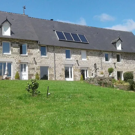 Gite 2 Personnes En Pleine Nature Avec Jacuzzi Prive Et Etang De Peche En Normandie 3*